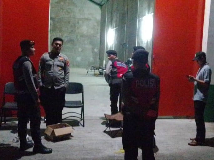 Polres Lombok Barat Amankan Gudang Logistik KPU, Sosialisasikan Call Center 110