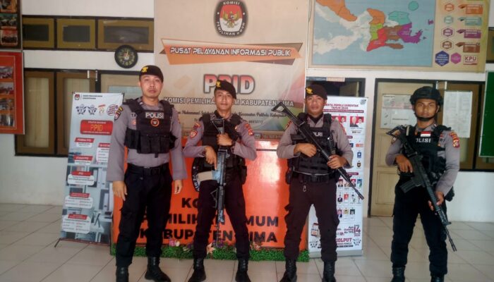 Pasca Rekapitulasi Perhitungan Suara Pemilu 2024, Sat Samapta Polres Bima Patroli Harkamtibmas di Kantor KPU