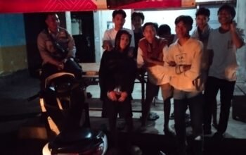Polsek Praya Timur Melaksanakan Patroli Dialogis Antisipasi Kenakalan Remaja