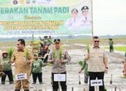 Gugus Tugas Ketahanan Pangan Polri Tanam Padi Serentak, Cetak 10 Ribu Hektare Sawah