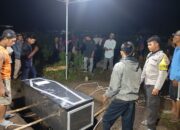 Anggota Polsek Maluk Hadiri Pemakaman Jenazah Korban Tenggelam di Pantai Lawar