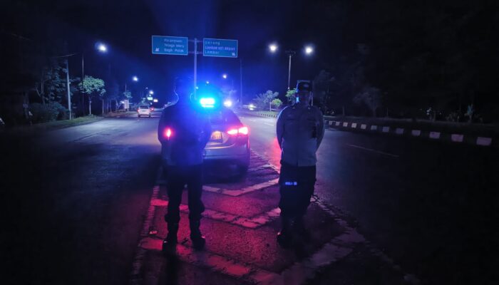 Malam di BIL II Lebih Terjaga: Patroli Intensif Polsek Labuapi Cegah 3C dan Balap Liar