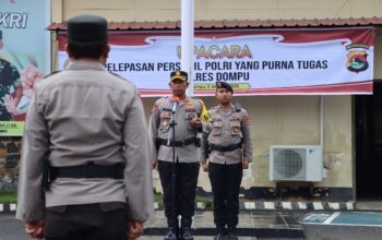 Polres Dompu Gelar Upacara Pelepasan Purna Tugas, Kapolres Sampaikan Apresiasi