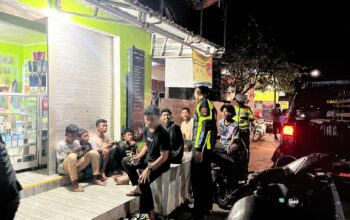 Personel Gabungan Polres Bima Kota Laksanakan Patroli Menjelang Sahur