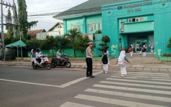 Polsek Rasanae Timur Amankan Tausiah Akbar Habib Bahar Bin Smith di Lapangan Sebali