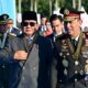 Kapolri dan Presiden Kenakan Tanda Kehormatan Bintang Bhayangkara Utama Saat Pimpin Upacara HUT Bhayangkara ke-79