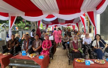 Ketua Bhayangkari Cabang Lombok Utara Hadiri Gebyar Posyandu Desa Bayan dan Kampanye Posyandu Aktif