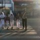 Sat Lantas Polres Bima Kota Laksanakan Rawan Pagi, Bantu Anak Sekolah dan Pejalan Kaki Menyeberang Jalan