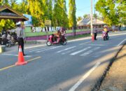 Hadir di Tengah Masyarakat, Polsek Maluk Tertibkan Lalu Lintas Pagi