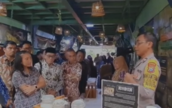 Kobin, Cara Bhabinkamtibmas Polri Lebih Dekat dengan Warga