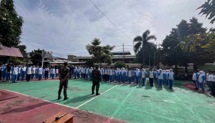 Wasbang dan PBB Babinsa Bangun Karakter Pelajar Menyongsong Hari Guru