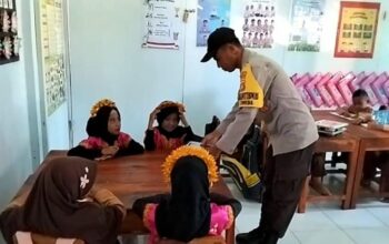 Polsek Madapangga Kawal Pendistribusian MBG Bagi 93 Titik di Wilayah Kecamatan Madapangga