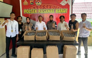 Team Opsnal Polsek Rasana’e Barat Amankan Ratusan Botol Miras Jelang Perayaan Natal 2025 dan Tahun Baru 2026