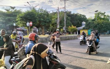 Unit Lantas Polsek Rasanae Barat Gelar Rawan Pagi / Strong Point, Cegah Kemacetan Dan Tekankan Keselamatan Berlalu Lintas