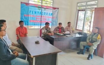 Pastikan Penyaluran BLT Tepat Sasaran Bhabinkamtibmas Polsubsektor Palibelo Laksanakan Pengawalan dan Monitoring