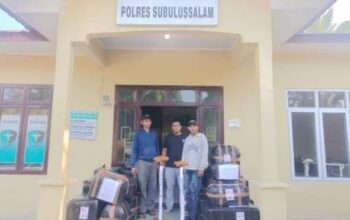 Polri Salurkan Bantuan Obat, BMHP, dan Vaksin Tetanus ke Jajaran Wilayah Barat Aceh