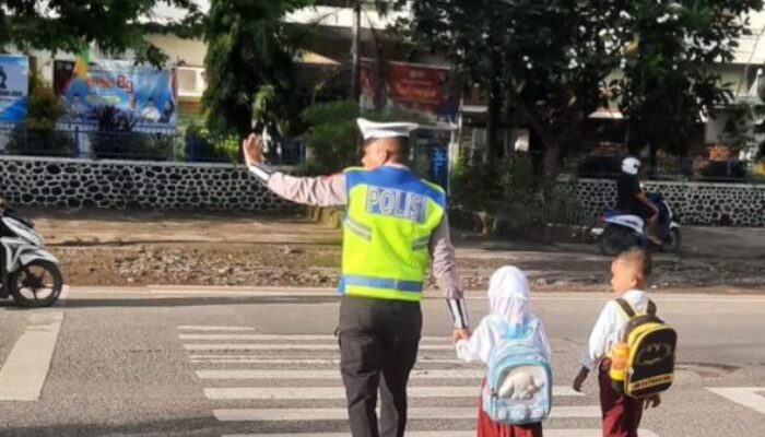 Satlantas Polres Bima Kota Laksanakan Rawan Pagi, Wujudkan Rasa Aman dan Lancar Berlalulintas