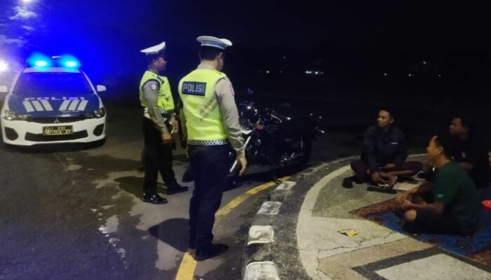 Satlantas Polres Lombok Barat Patroli Malam di Jalur Bypass BIL II