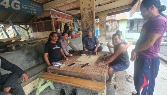 Bhabinkamtibmas Polres Bima Kota Sambang Warga, Himbau Jaga Keamanan dan Sosialisasikan Layanan 110