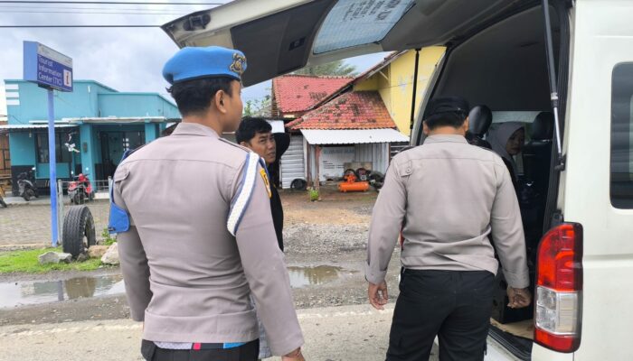 Polsek KPL Tano Gelar KRYD di Pelabuhan Poto Tano, Antisipasi Gangguan Kamtibmas