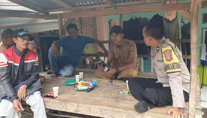 Bhabinkamtibmas Polres Bima Kota Sambang Warga dan Sosialisasikan Layanan 110