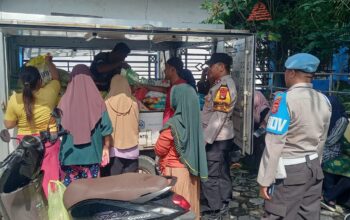 Polsek Rasanae Timur Polres Bima Kota Laksanakan Pengawasan Operasi Pasar Murah