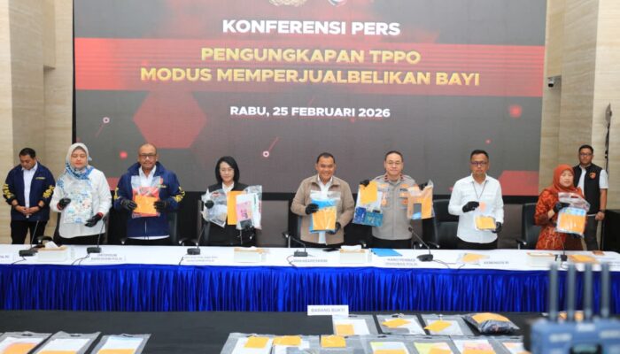 Polri Bongkar Jaringan Nasional Perdagangan Bayi, 12 Tersangka Ditangkap dan 7 Bayi Diselamatkan