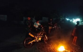 Patroli Malam Babinsa Jaga Kondusivitas Desa Anyar