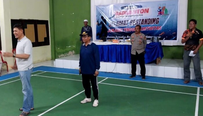 Hadiri Pembukaan Kejuaraan Badminton Tingkat Kecamatan Bolo dan Madapangga Kapolsek Bolo: Siap Berikan Pengamanan Ekstra