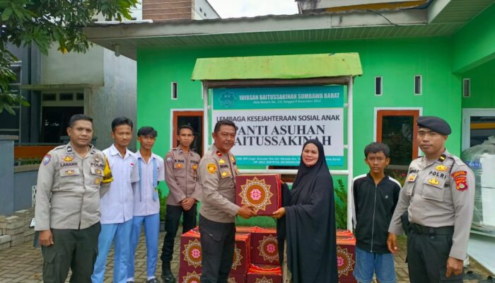 Polres Sumbawa Barat Melaksanakan Bantuan Sosial di Panti Asuhan Baitussakinah