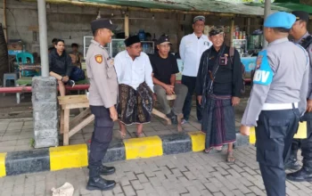 Polsek Kawasan Pelabuhan Lembar Gelar Patroli Dialogis Jaga Kondusivitas