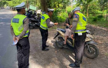 Satlantas Polres Lombok Barat Gelar Operasi di Jalur Kediri