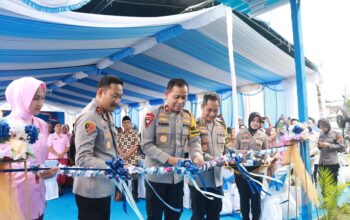 Wakapolda NTB Resmikan SPPG Polres Lombok Tengah, Dukung Program Gizi Nasional dan MBG