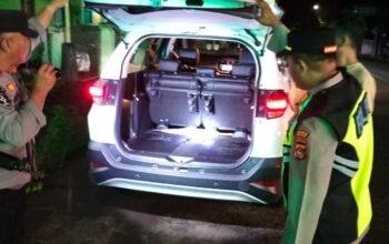 Polsek Jereweh Intensifkan Pemeriksaan Kendaraan, Antisipasi Upaya Cegah Kejahatan 3C