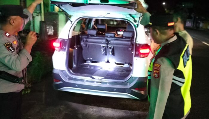 Polsek Jereweh Intensifkan Pemeriksaan Kendaraan, Antisipasi Upaya Cegah Kejahatan 3C