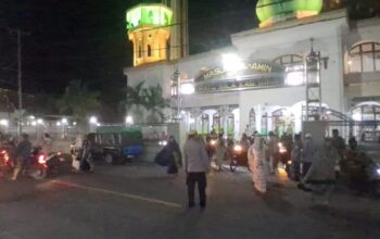 Prioritaskan Kenyamanan Masyarakat Dalam Beribadah di Bulan Suci Ramadhan Polsek Bolo Gelar Patroli Pengamanan