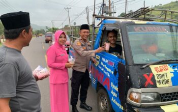 POLSEK MANGGELEWA DAN BHAYANGKARI BERBAGI TAKJIL, TEBARKAN BERKAH RAMADHAN 1447 H