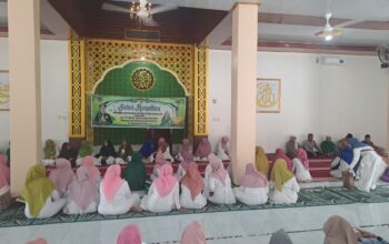 Sat Binmas Polres Bima Kota Hadiri Safari Ramadhan Muslimat NU, Sampaikan Bahaya Narkoba bagi Generasi Muda