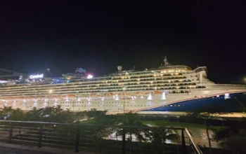 Kemegahan Carnival Encounter di Pelabuhan Gili Mas: Ribuan Turis Asing Mulai Padati Destinasi Wisata Lombok