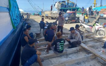 Polsek Kawasan Pelabuhan Laut Bima Patroli Rutin, Himbau Pekerja Pelabuhan Jaga Kamtibmas