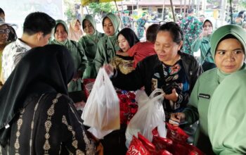 Bazar Ramadhan TNI Ringankan Beban Warga Mataram