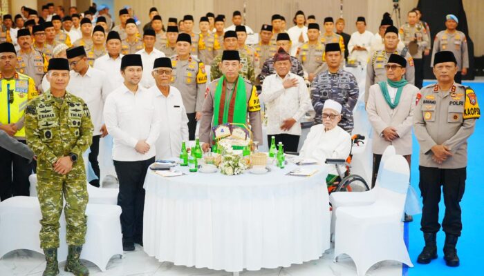Safari Ramadhan di Jatim, Kapolri Ajak Seluruh Elemen Bersatu Jaga Kamtibmas-Dukung Program Presiden