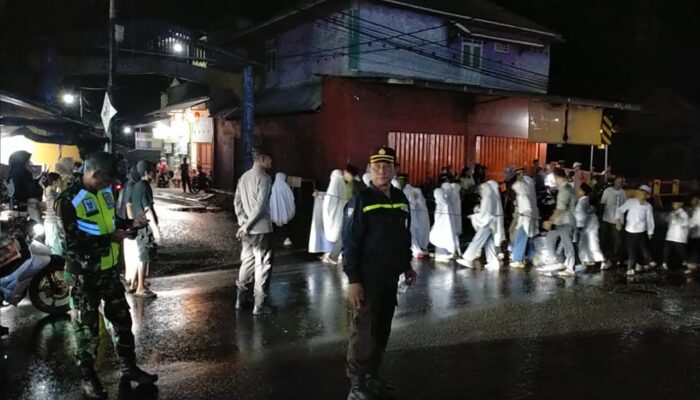 Semarak Idul Fitri 1447 H: Personel Gabungan Kawal Ketat Pawai Takbir Keliling di Alas