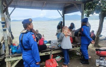 Wisata Aman Saat Libur Lebaran, Satpolairud Polres Bima Kabupaten Gelar Patroli Pengamanan Wisata di Pantai Kalaki