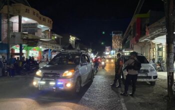 Satgas Preventif Operasi Ketupat Rinjani Polres Bima Kabupaten Laksanakan Patroli dan Gatur Lalin di Titik Rawan