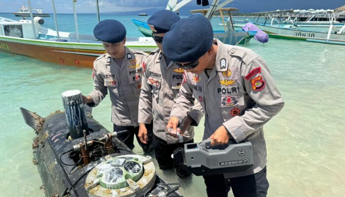 Gegana Brimob Polda NTB Cek Benda Diduga Torpedo di Gili Trawangan, Dipastikan Tidak Berbahaya