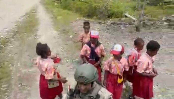 Kegiatan Patroli Satgas Damai Cartenz di Kenyam, Wujud Komitmen Jaga Stabilitas Keamanan Nduga