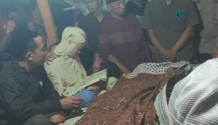 Seorang Warga Teniga Ditemukan Meninggal Dunia, Polisi Lakukan Penanganan TKP