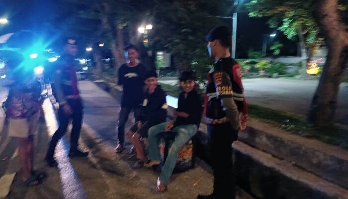 Patroli Kota Presisi Hadir di Taman Sangkareang, Polisi Sapa Warga dan Pelaku UMKM