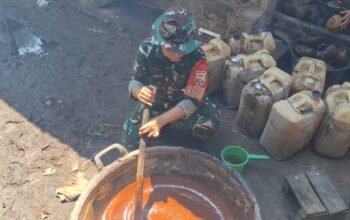 Gula Aren Karang Bayan Jadi Harapan Ekonomi Warga